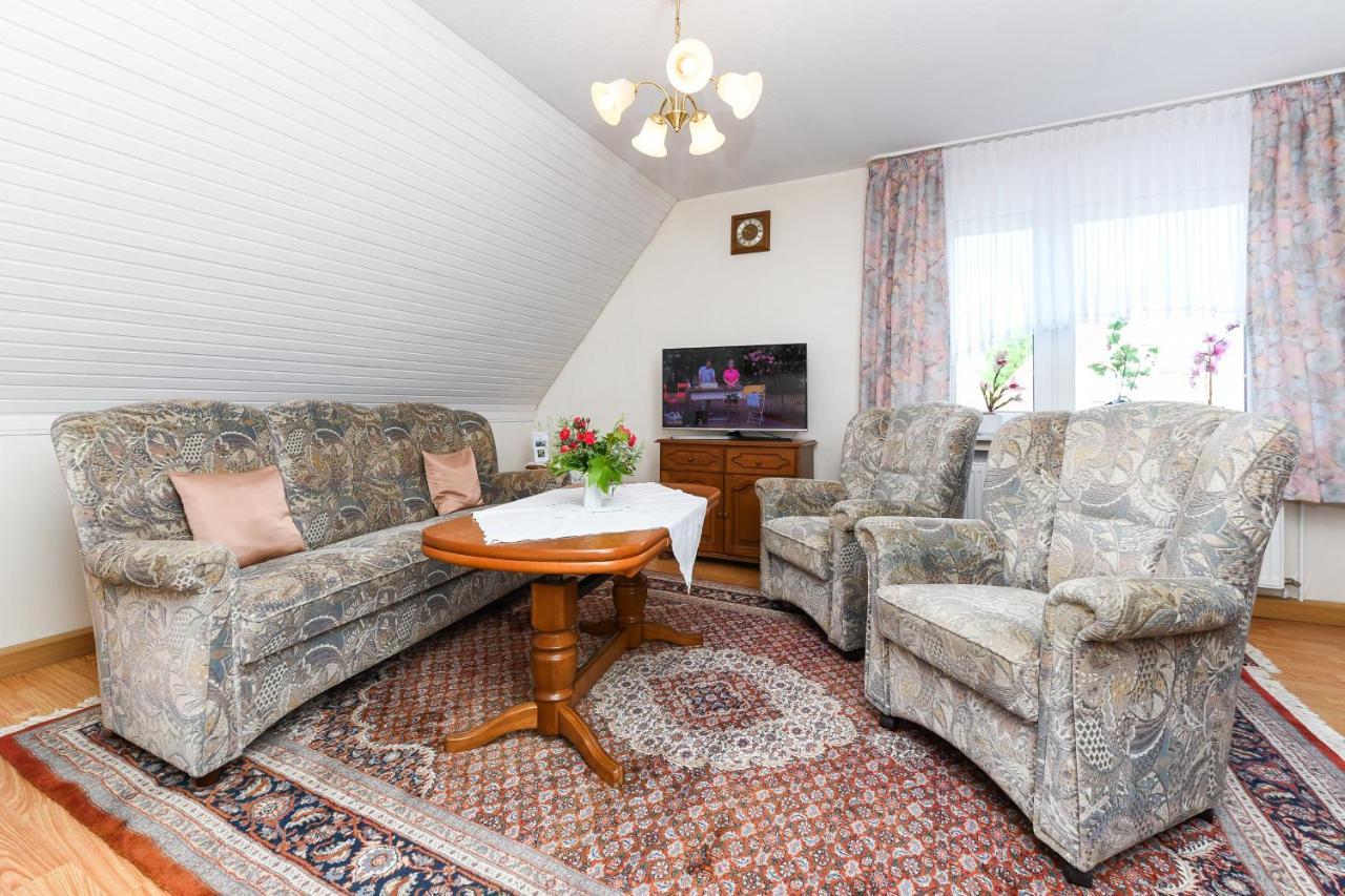 Ferienwohnung Im Haus Weinstock Esens Εξωτερικό φωτογραφία